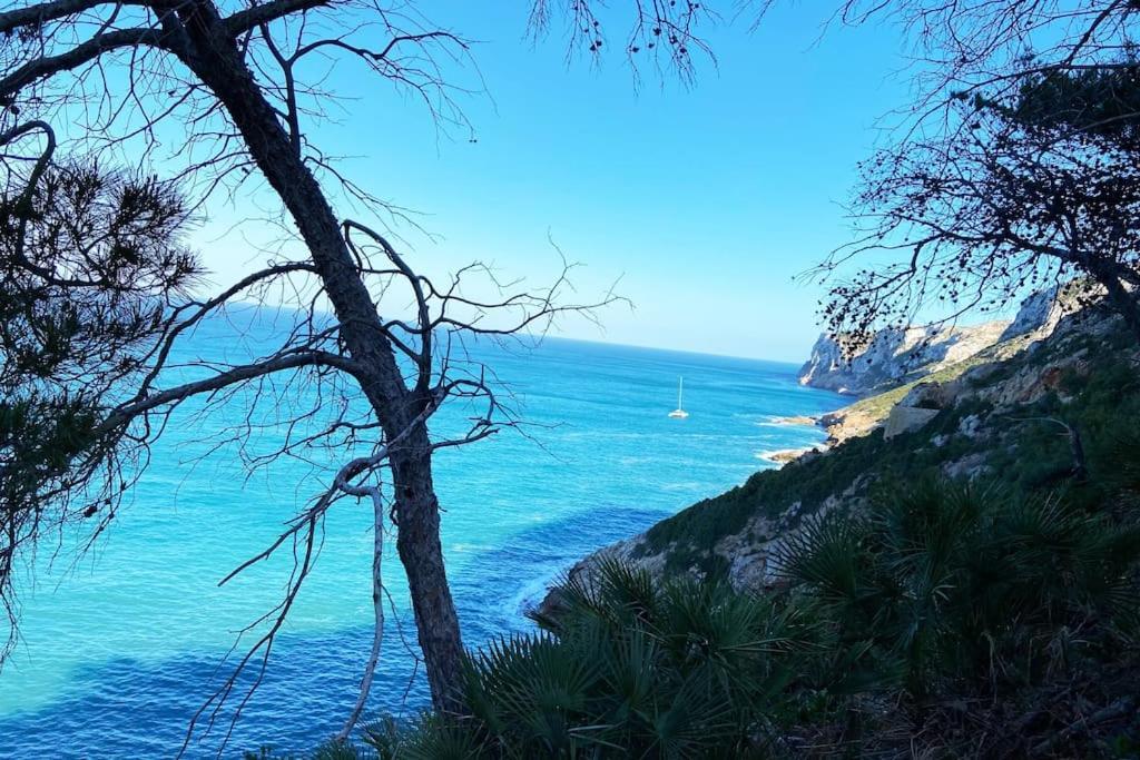 Appartement En Primera Linea De Playa Con Piscina Y Garaje Gratuito